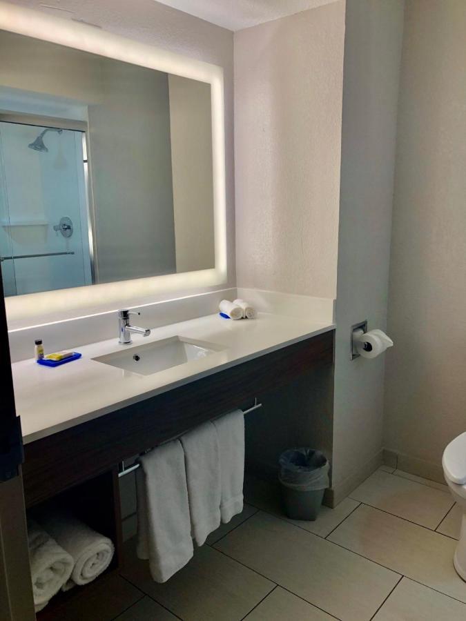 Holiday Inn Express Hotel & Suites Clewiston By Ihg Exteriör bild