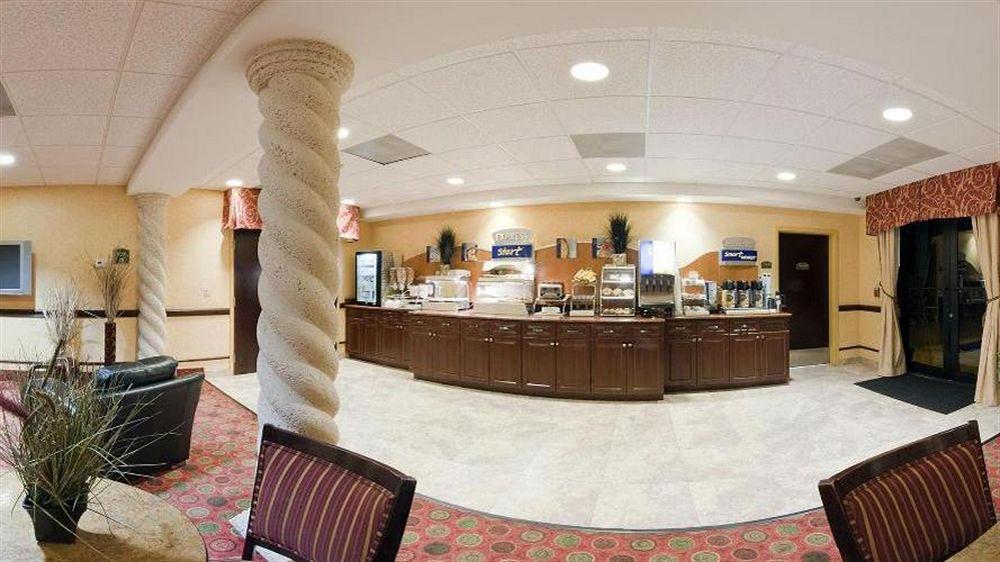 Holiday Inn Express Hotel & Suites Clewiston By Ihg Exteriör bild