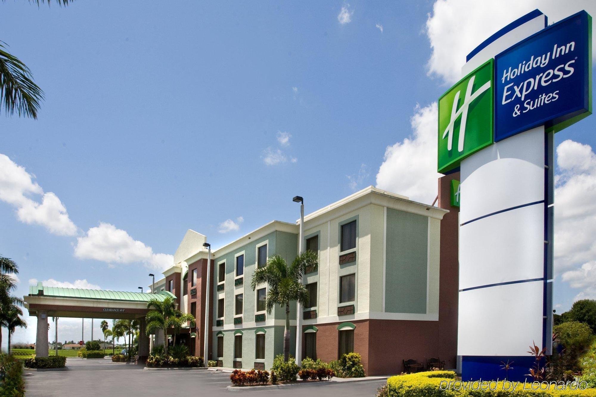 Holiday Inn Express Hotel & Suites Clewiston By Ihg Exteriör bild